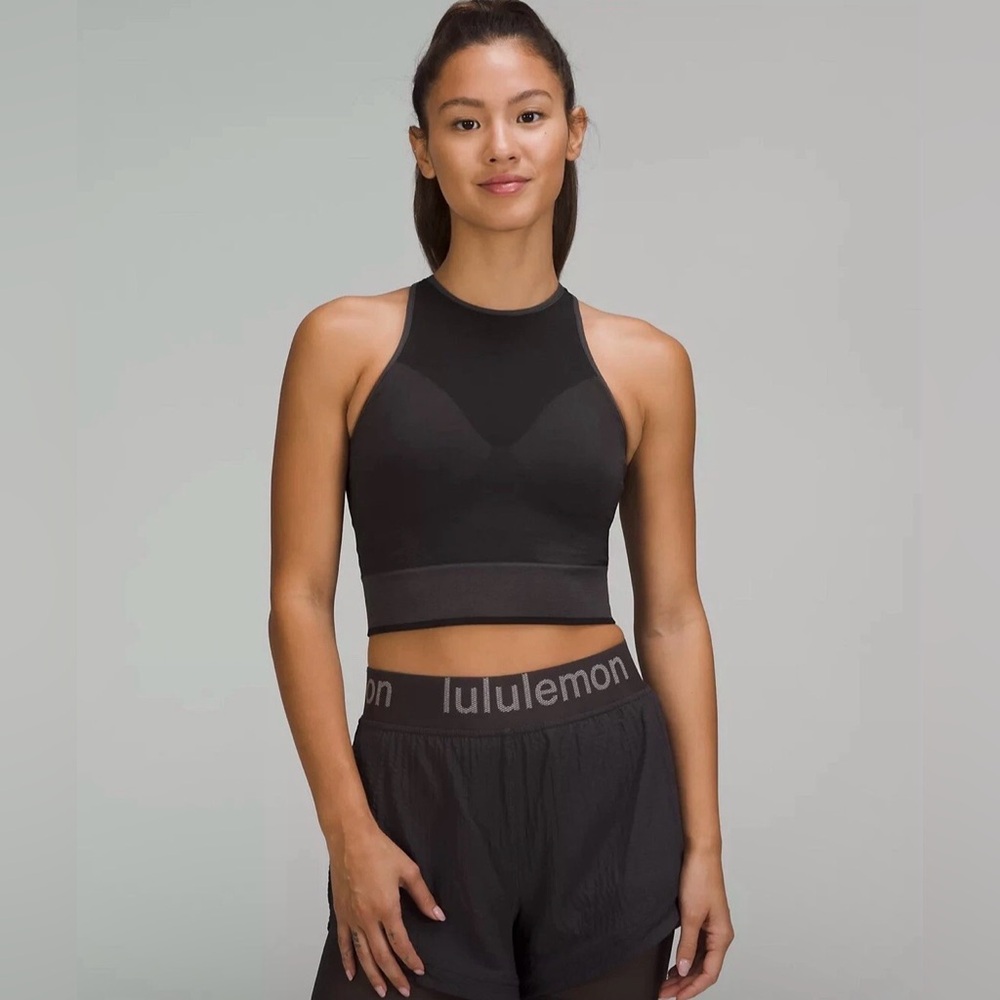 Lululemon Seamless Mesh‎ Supportive Sports Bra Women’s Size 4 Black Training Y2K